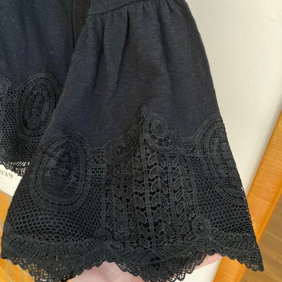 Motto Sweater - Picture 5 of 7